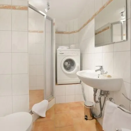 Kuscheliges Souterrain Im Herzen Von Bergen - A45386 Apartmán Bergen Auf Rugen